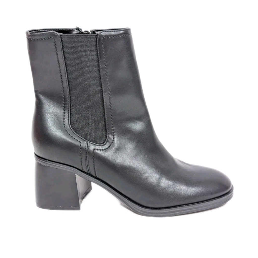 Nine West Black Boots Sz 8.5 New Women Faux Leather Chelsea Booties Round Toe